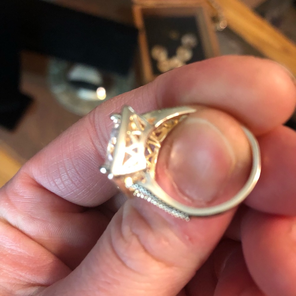 Costume ring - Picture 3 of 7